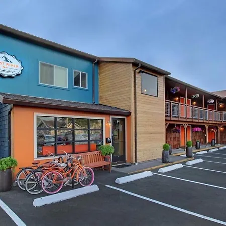 Coast River Inn By Oyo Seaside